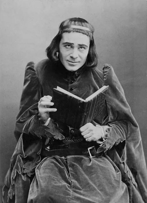 Framed Print : Richard Mansfield (1857-1907), American actor, as Richard III. 1889