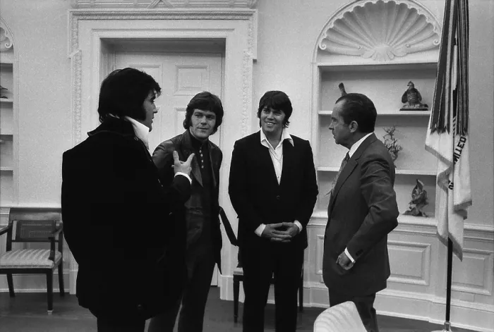 Framed Print : Richard Nixon meeting Elvis Presley and his two friends Jerry West and Sonny Baker. Dec. 21 1970 Framed Print : Richard Nixon meeting Elvis Presley and his two friends Jerry West and Sonny Baker. Dec. 21 1970