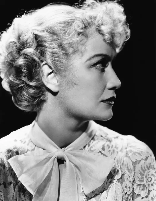 Framed Print : THE RICHEST GIRL IN THE WORLD, Miriam Hopkins, 1934 Framed Print : THE RICHEST GIRL IN THE WORLD, Miriam Hopkins, 1934