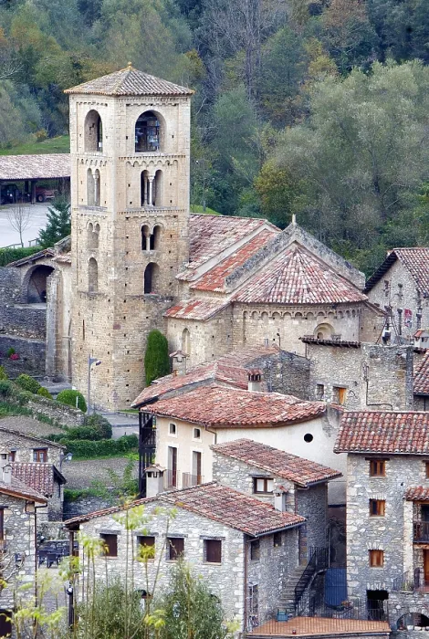 Framed Print : Ripolls. Beget. Church of Sant Cristofol. Romanesque art. - Lucas Vallecillos / Iberfoto / Everett Collection (554779)**US SALES ONLY**