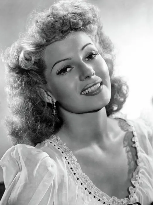Framed Print : Rita Hayworth, ca. 1940s Framed Print : Rita Hayworth, ca. 1940s