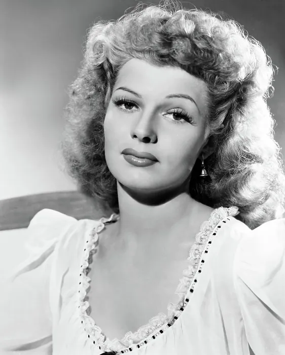 Framed Print : Rita Hayworth, ca. 1940s Framed Print : Rita Hayworth, ca. 1940s