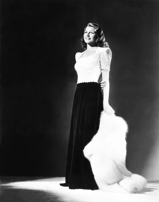 Framed Print : Rita Hayworth, Columbia portrait, 1940