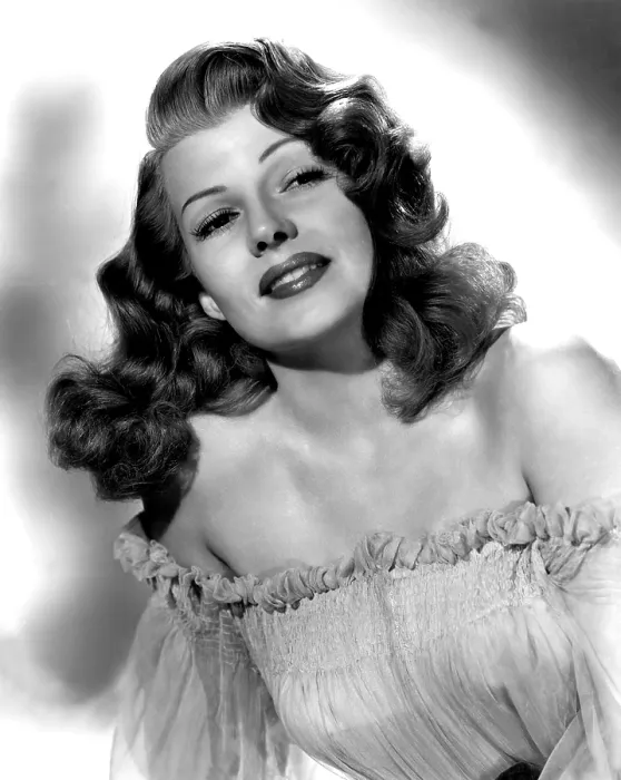 Framed Print : RITA HAYWORTH, portrait Framed Print : RITA HAYWORTH, portrait