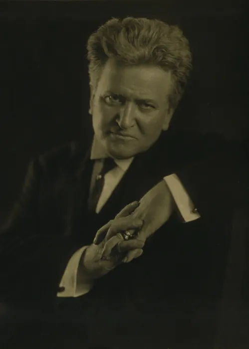 Framed Print : Robert M. La Follette (1855-1925), progressive Democratic politician from Wisconsin in 1911 portrait. He supported minimum wages, women's suffrage, and income taxes