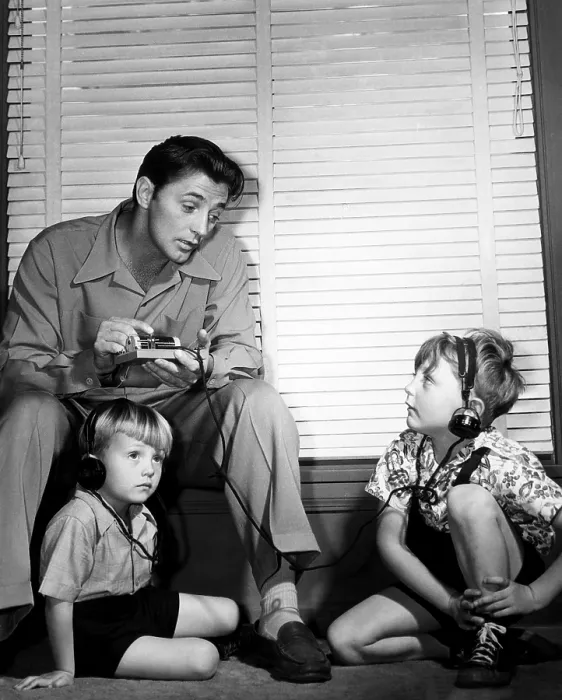 Framed Print : Robert Mitchum (top left), and his sons, Chris Mitchum (left), and Jim Mitchum (right), circa 1947. Courtesy: CSU Archives / Everett Collection Framed Print : Robert Mitchum (top left), and his sons, Chris Mitchum (left), and Jim Mitchum (right), circa 1947. Courtesy: CSU Archives / Everett Collection