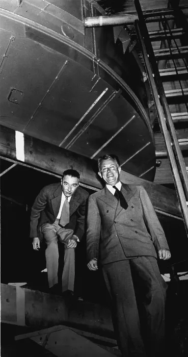 Framed Print : Robert Oppenheimer and Ernest Lawrence at the 184-inch cyclotron in 1946. Radiation Laboratory, University of California, Berkeley, - (BSLOC_2015_1_83)