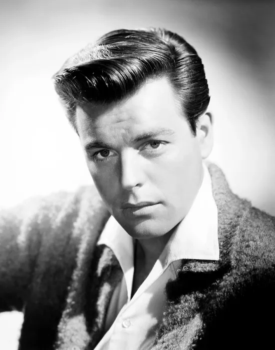 Framed Print : Robert Wagner, ca. mid-1950s Framed Print : Robert Wagner, ca. mid-1950s