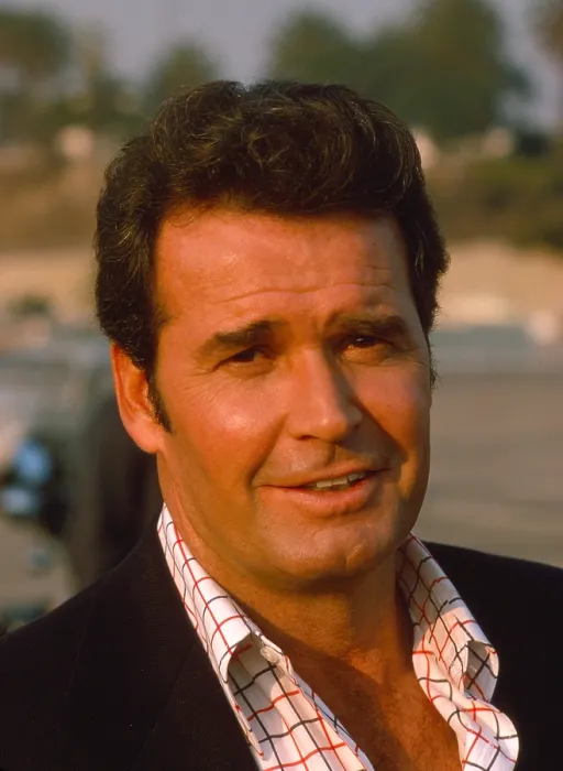 Framed Print : THE ROCKFORD FILES, James Garner, 1974-80