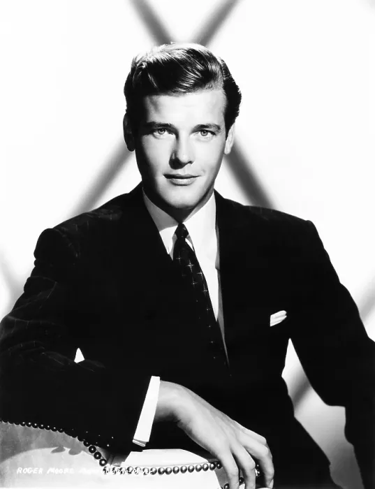Framed Print : Roger Moore, mid 1950s Framed Print : Roger Moore, mid 1950s