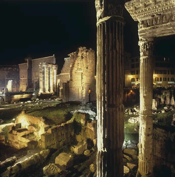 Framed Print : Roman Architecture, Augustus Forum, 2nd Century a.C. - Italy, Lazio, Rome, Imperial Fora. Whole artwork view