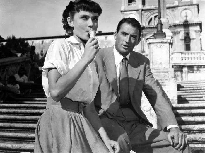 Framed Print : ROMAN HOLIDAY, Audrey Hepburn, Gregory Peck, 1953