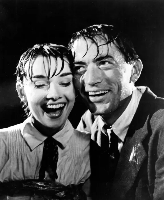 Framed Print : ROMAN HOLIDAY, Audrey Hepburn, Gregory Peck, 1953 Framed Print : ROMAN HOLIDAY, Audrey Hepburn, Gregory Peck, 1953