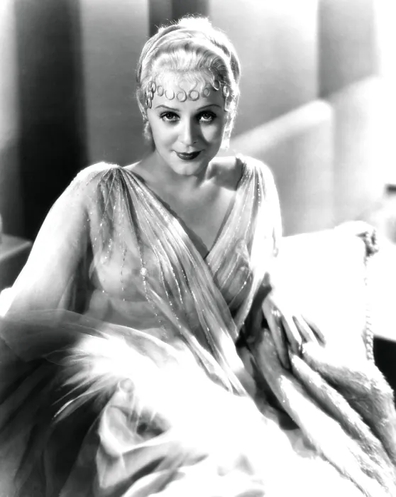 Framed Print : ROMAN SCANDALS, Gloria Stuart, 1933