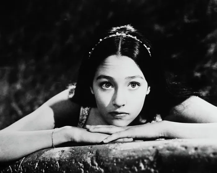 Framed Print : ROMEO AND JULIET, Olivia Hussey, 1968 Framed Print : ROMEO AND JULIET, Olivia Hussey, 1968