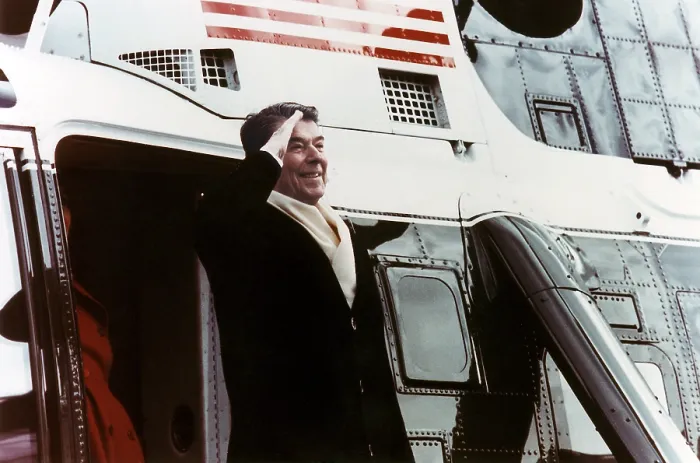 Framed Print : Ronald Reagan. President Ronald Reagan salutes as he boards Marine One, leaving the White House on his last day in office. Washington, D.C. January 20, 1989 Framed Print : Ronald Reagan. President Ronald Reagan salutes as he boards Marine One, leaving the White House on his last day in office. Washington, D.C. January 20, 1989