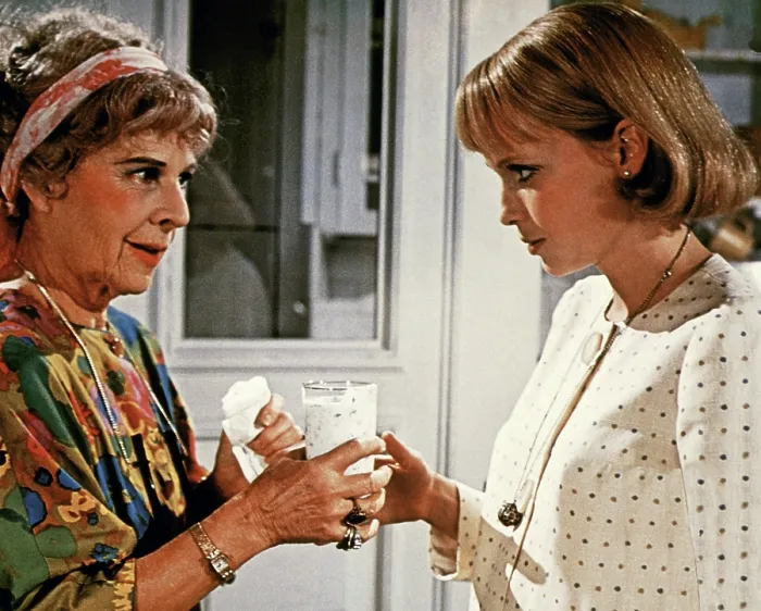 Framed Print : ROSEMARY'S BABY, Ruth Gordon, Mia Farrow, 1968 Framed Print : ROSEMARY'S BABY, Ruth Gordon, Mia Farrow, 1968