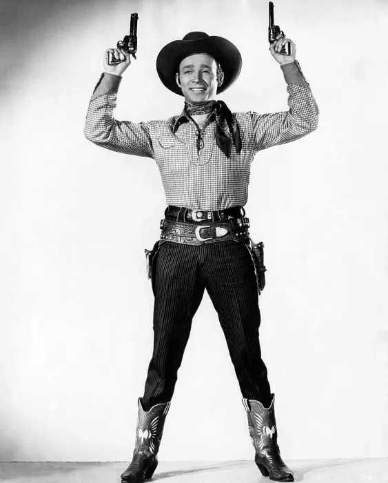 Framed Print : Roy Rogers (1911-1998), American actor and singer, circa 1940s. Courtesy: CSU Archives / Everett Collection Framed Print : Roy Rogers (1911-1998), American actor and singer, circa 1940s. Courtesy: CSU Archives / Everett Collection