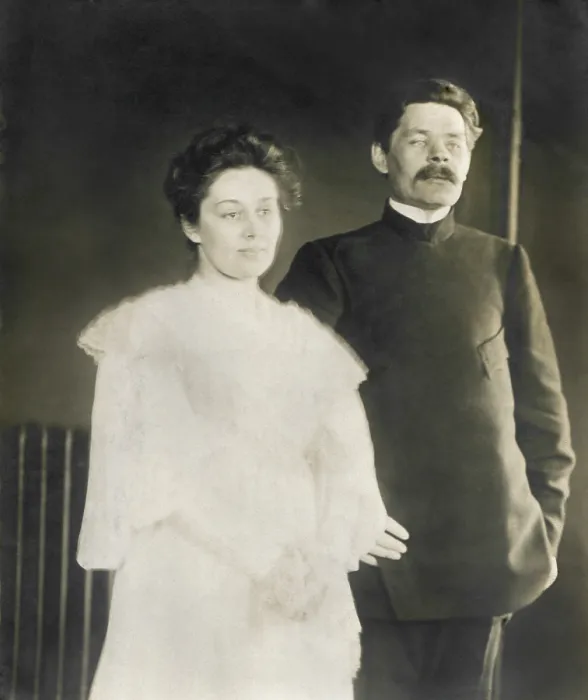 Framed Print : Russian author Maxim Gorky and actress Maria Fyodorovna Andreyeva, c. 1903-1922
