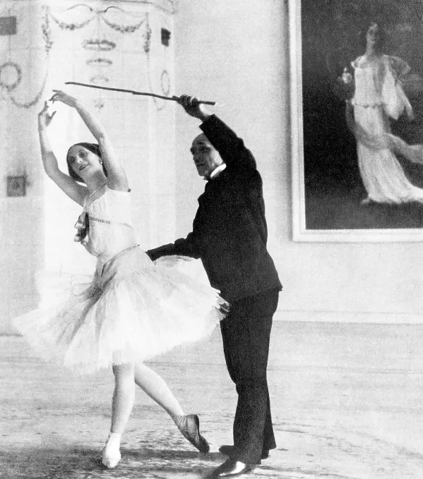 Framed Print : Russian ballet dancer Anna Pavlova (left), training with Maestro Cecchetti in her studio, St. Petersburg, Russia, c. 1910's.. Courtesy: CSU Archives / Everett Collection Framed Print : Russian ballet dancer Anna Pavlova (left), training with Maestro Cecchetti in her studio, St. Petersburg, Russia, c. 1910's.. Courtesy: CSU Archives / Everett Collection