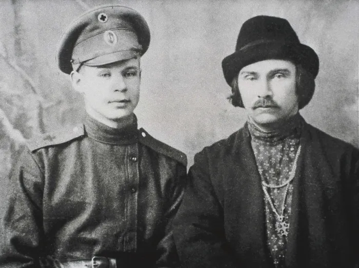 Framed Print : The Russian poets Sergei Esenin (left) and Nikolai Kluev during the First World War. AISA / Everett Collection**US SALES ONLY**