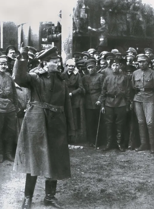 Framed Print : Russian Revolution (1917). Trotsky exhorting the troops of the Red Army. AISA / Everett Collection**US SALES ONLY** Framed Print : Russian Revolution (1917). Trotsky exhorting the troops of the Red Army. AISA / Everett Collection**US SALES ONLY**