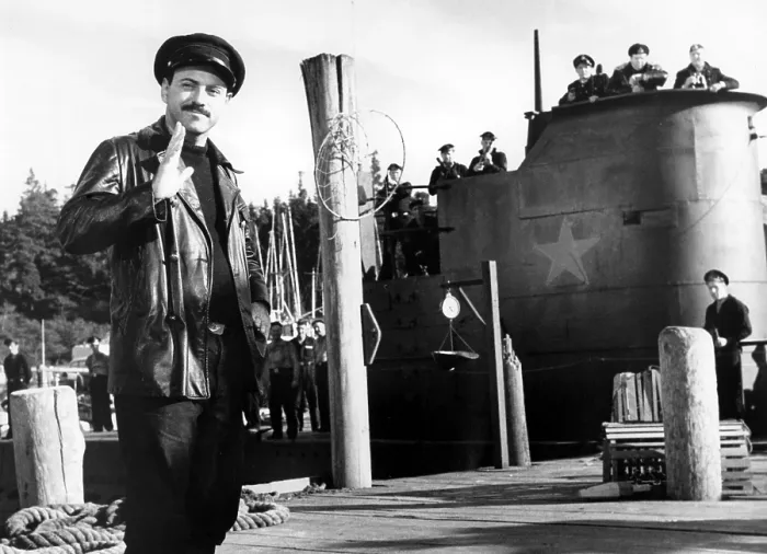 Framed Print : THE RUSSIANS ARE COMING THE RUSSIANS ARE COMING, Alan Arkin, 1966