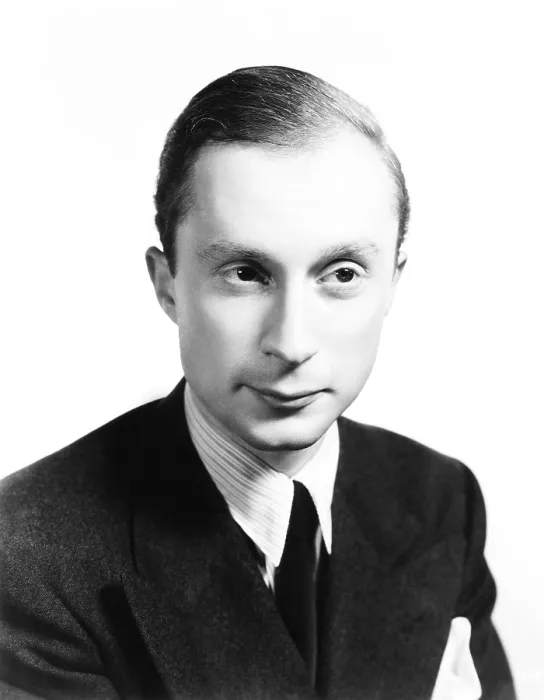 Framed Print : SABOTEUR, Norman Lloyd, 1942
