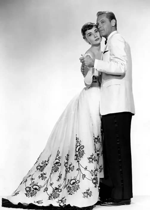 Framed Print : SABRINA, Audrey Hepburn, William Holden, 1954 Framed Print : SABRINA, Audrey Hepburn, William Holden, 1954