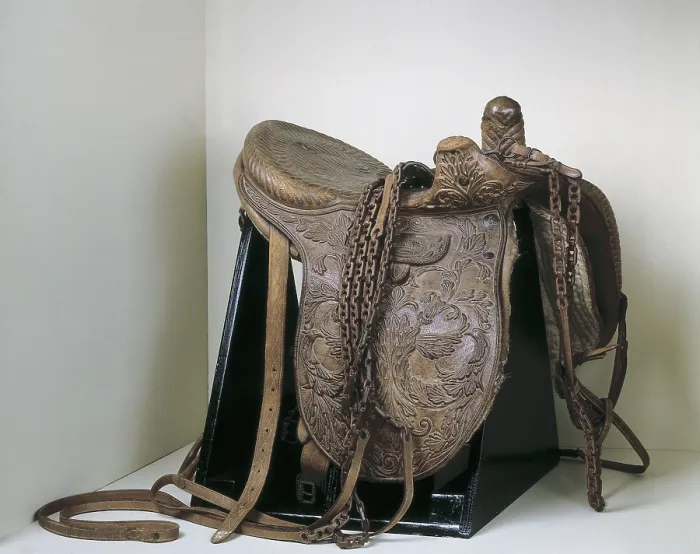 Framed Print : Saddle (19th c.) belonging to the Infanta Isabelsister of the king Alfonso XII of Spain. Leather. SPAIN. Igualada. Museu de la Pell dIgualada Framed Print : Saddle (19th c.) belonging to the Infanta Isabelsister of the king Alfonso XII of Spain. Leather. SPAIN. Igualada. Museu de la Pell dIgualada