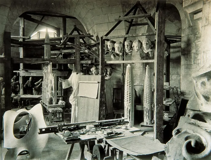 Framed Print : Sagrada Familia (Expiatory Temple of the Holy Family) in Barcelona. Sculptures and models workshop (1936). - Iberfoto / Everett Collection (422726)**US SALES ONLY**
