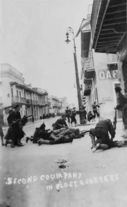 Framed Print : US sailors fighting in the streets of Vera Cruz, Mexico, on April 22, 1914