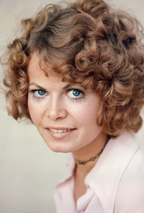 Framed Print : Sally Struthers, 1971