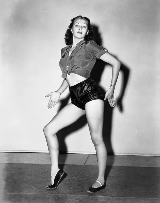 Framed Print : SALOME, WHERE SHE DANCED, Yvonne De Carlo, rehearsing her dance moves, 1945