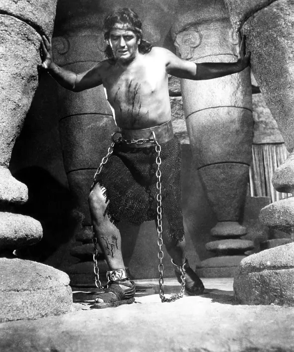 Framed Print : SAMSON AND DELILAH, Victor Mature as Samson, 1949