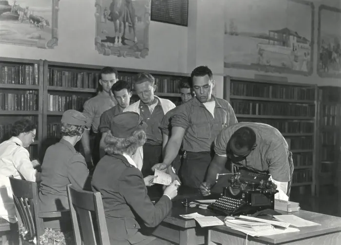 Framed Print : San Quentin prisoners applying for wartime employment. San Quentin inmates made hundreds of cable submarine nets as well as multipurpose cargo nets Framed Print : San Quentin prisoners applying for wartime employment. San Quentin inmates made hundreds of cable submarine nets as well as multipurpose cargo nets