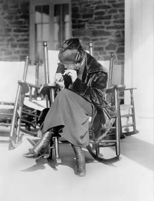 Framed Print : Sarah Anderson, a Washington suffragist who advocates equal smoking rights for men and women in public places, at the Chevy Chase Club