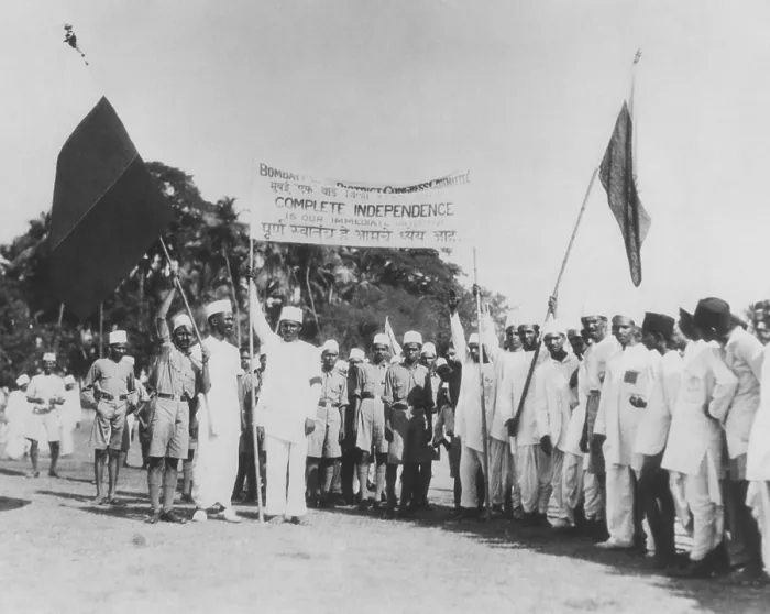 Framed Print : Satyagrahi volunteers in Bombay (Mumbai) salute the National Congress flag. India, May 1930