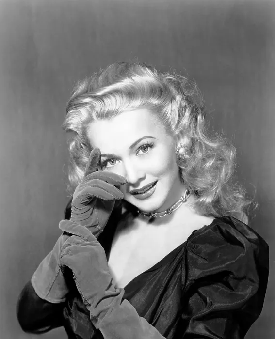 Framed Print : A SCANDAL IN PARIS, Carole Landis, 1946 Framed Print : A SCANDAL IN PARIS, Carole Landis, 1946