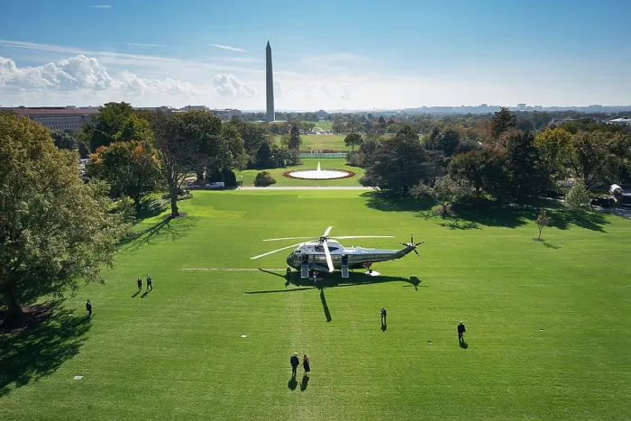 Framed Print : Scenic overview of the South Lawn and the Washington Monument on the National Mall, as the President and First Lady Melania Trump depart for Tennessee
