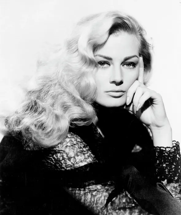 Framed Print : SCREAMING MIMI, Anita Ekberg, 1958 Framed Print : SCREAMING MIMI, Anita Ekberg, 1958