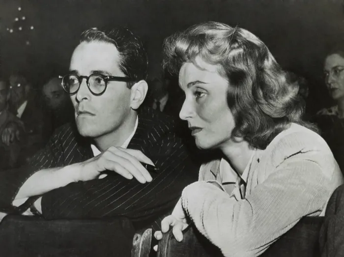 Framed Print : Screenwriter Ring Lardner, Jr. with wife Frances Cheney, listens to testimony at the House Un-American Activities Committee (HUAAC), hearing, Oct. 20, 1947 Framed Print : Screenwriter Ring Lardner, Jr. with wife Frances Cheney, listens to testimony at the House Un-American Activities Committee (HUAAC), hearing, Oct. 20, 1947
