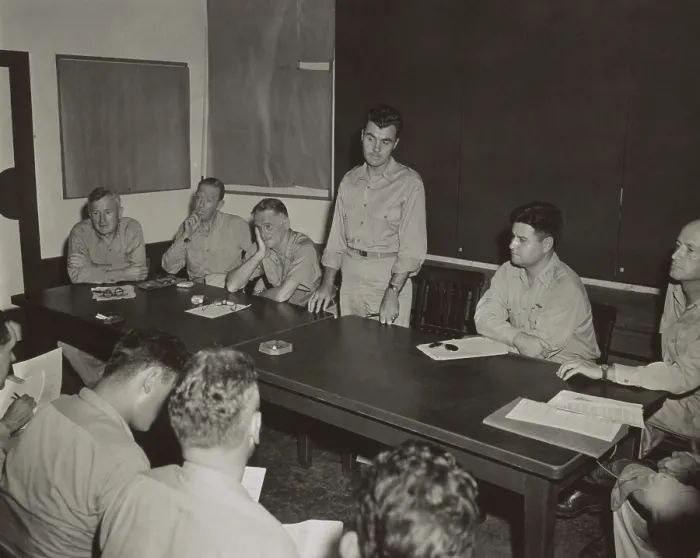 Framed Print : US top secret briefing on Guam, August 5, 1945, before the Hiroshima atomic bomb drop