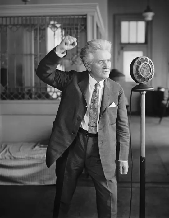 Framed Print : Senator Robert M. La Follette, progressive Democratic speaking into radio microphone. Sept. 1, 1924 Framed Print : Senator Robert M. La Follette, progressive Democratic speaking into radio microphone. Sept. 1, 1924
