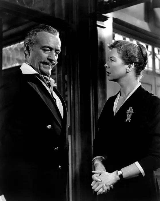 Framed Print : SEPARATE TABLES, David Niven, Wendy Hiller, 1958