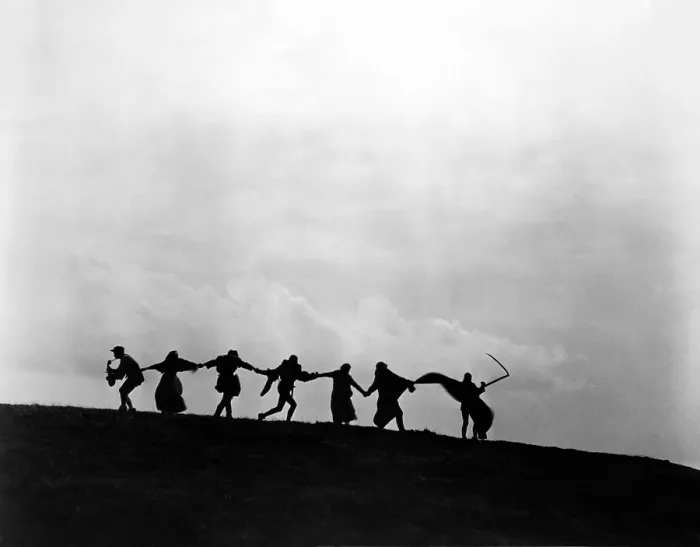 Framed Print : THE SEVENTH SEAL, 1957 Framed Print : THE SEVENTH SEAL, 1957