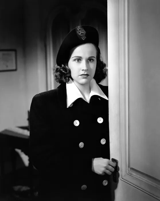 Framed Print : THE SEVENTH VICTIM, Kim Hunter, 1943