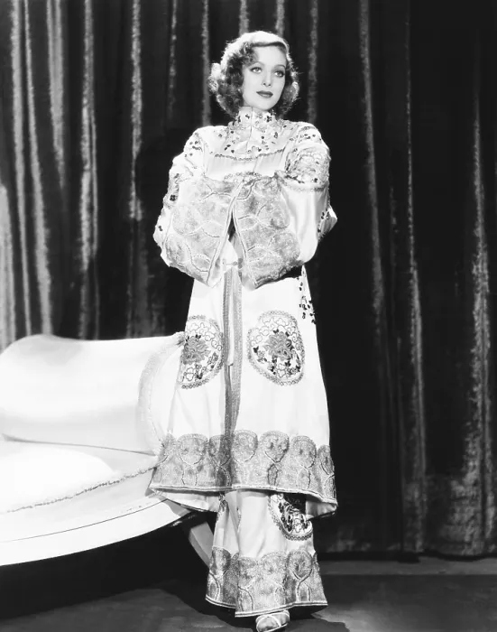 Framed Print : SHANGHAI, Loretta Young, 1935 Framed Print : SHANGHAI, Loretta Young, 1935