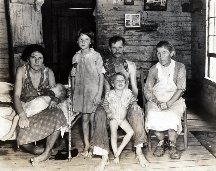 Framed Print : Sharecropper Bud Fields and his family at home. Hale County, Alabama. Published in the book, Let Us Now Praise Famous Men'. photograph by Walker Evans, 1936 Framed Print : Sharecropper Bud Fields and his family at home. Hale County, Alabama. Published in the book, Let Us Now Praise Famous Men'. photograph by Walker Evans, 1936
