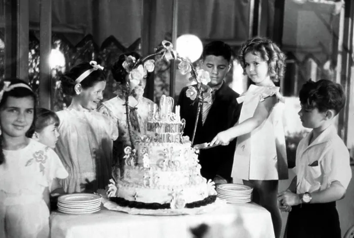 Framed Print : Shirley Temple at her sixth birthday party, 4 / 28 / 35. Courtesy: CSU Archives  /  Everett Collection